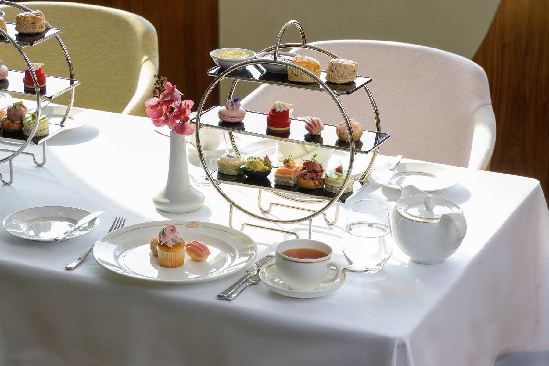 Queens Grill, QE2 A Royal British Restaurant in Dubai